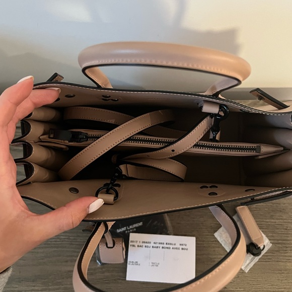 YSL Sac de Jour Baby in Smooth Leather in Pale Pink - Picture 5 of 11